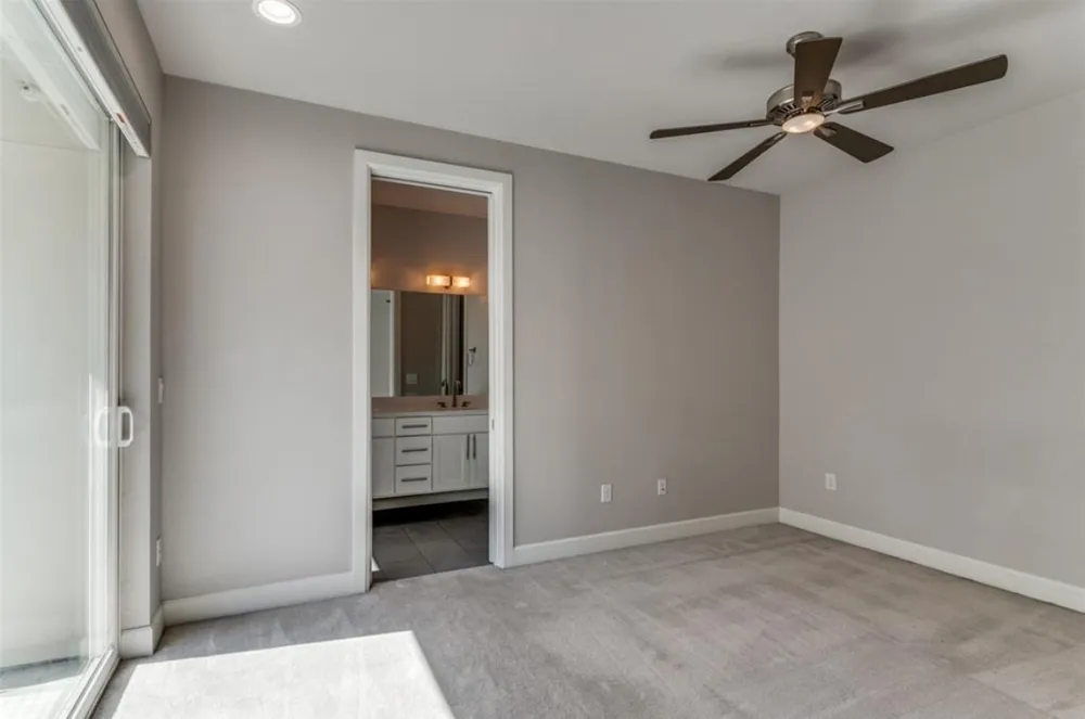2016 Fitzhugh Avenue #104 Dallas, TX 75204