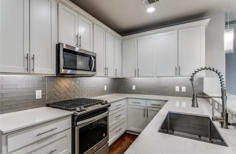 2016 Fitzhugh Avenue #104 Dallas, TX 75204