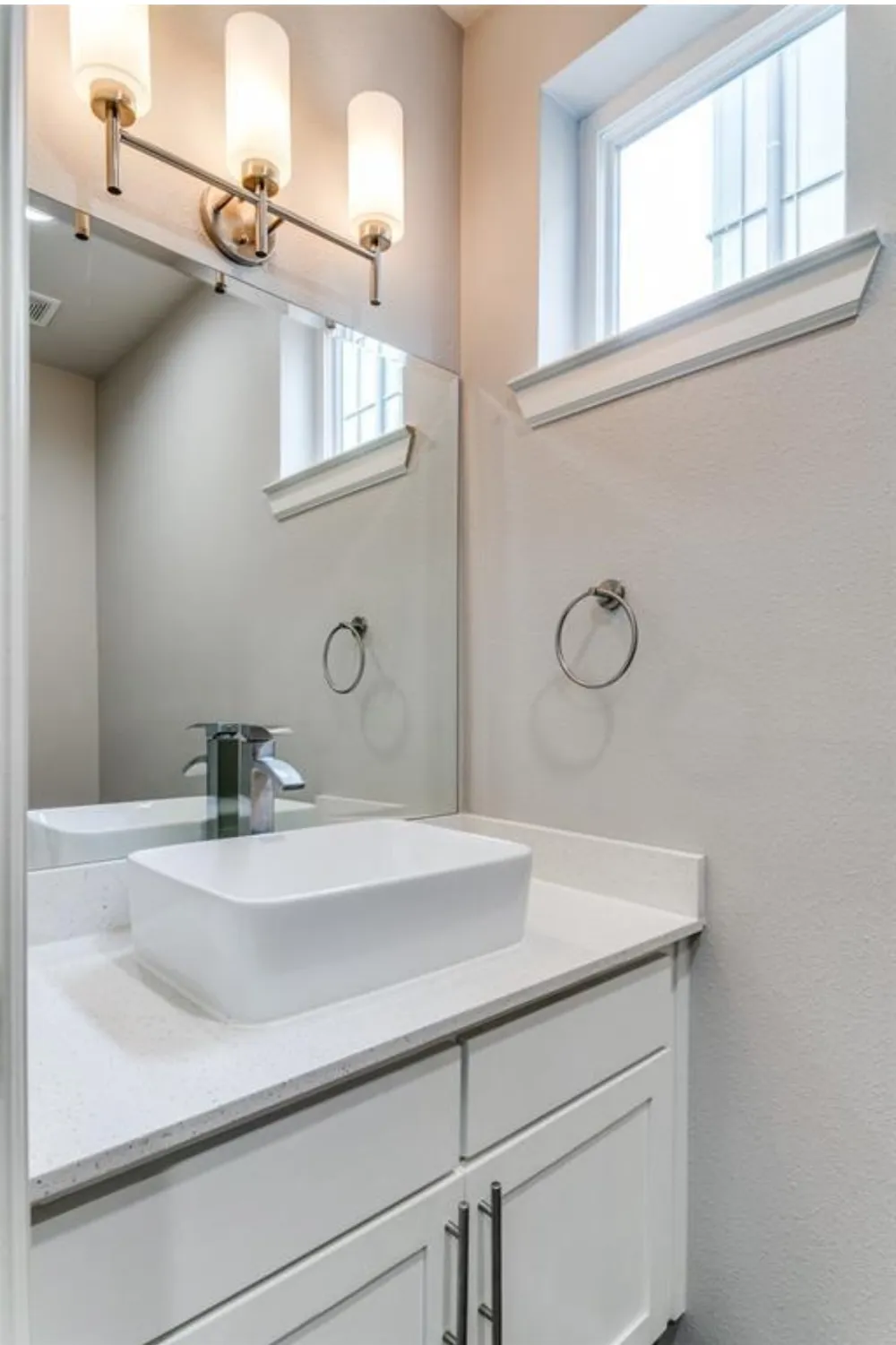 2016 Fitzhugh Avenue #104 Dallas, TX 75204