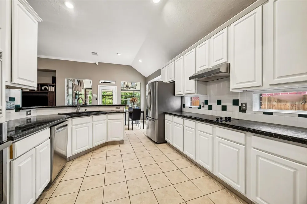 7103 Sweet Violet Trail Kingwood, TX 77346