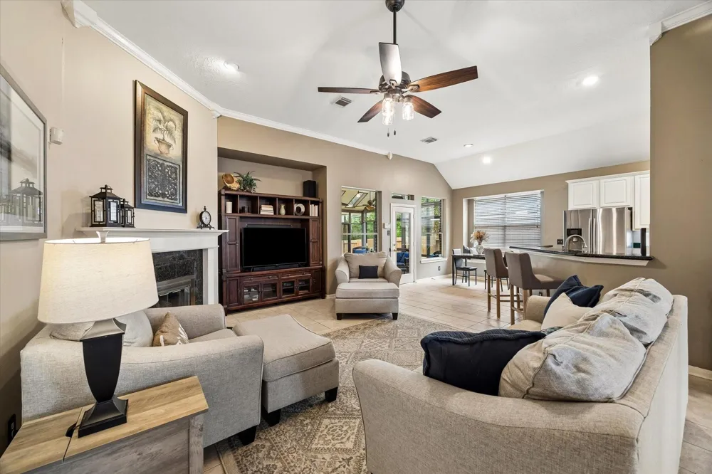 7103 Sweet Violet Trail Kingwood, TX 77346