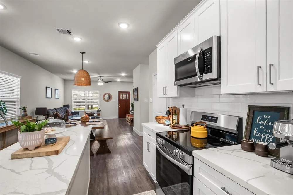 1213 Freedonia Street Montgomery, TX 77316