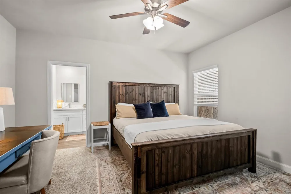 1213 Freedonia Street Montgomery, TX 77316