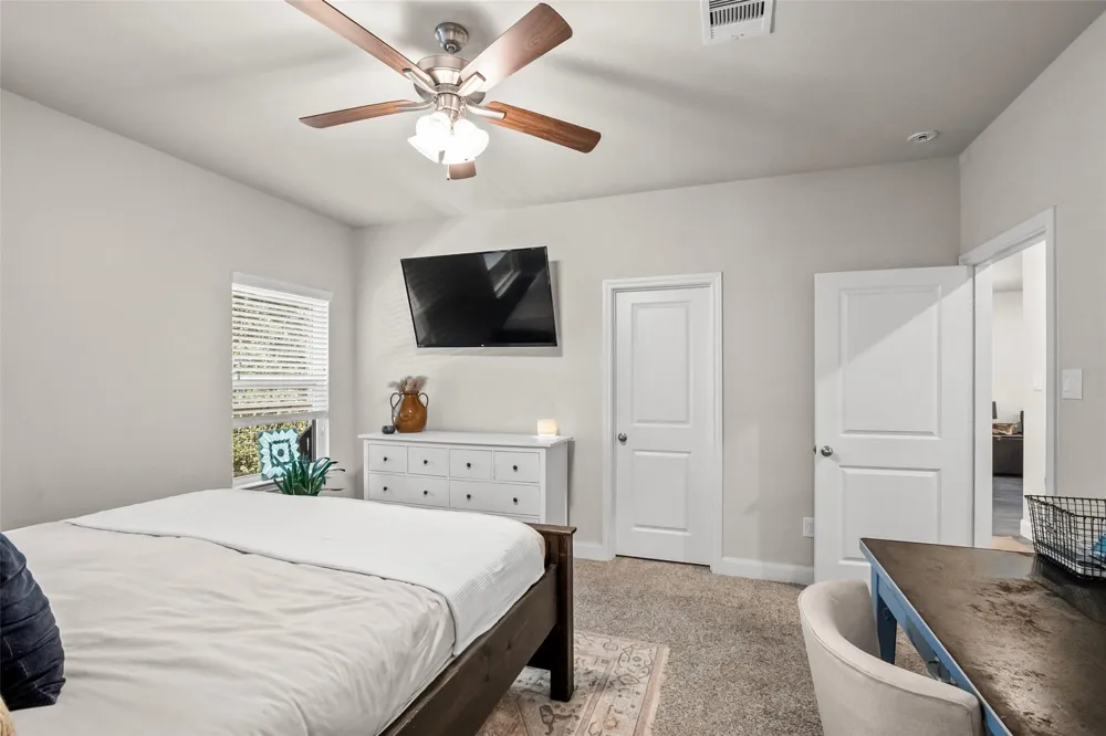 1213 Freedonia Street Montgomery, TX 77316