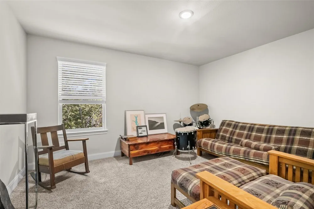 1213 Freedonia Street Montgomery, TX 77316