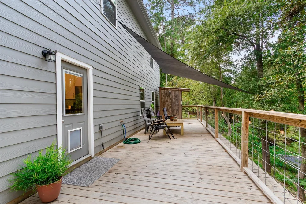 1213 Freedonia Street Montgomery, TX 77316