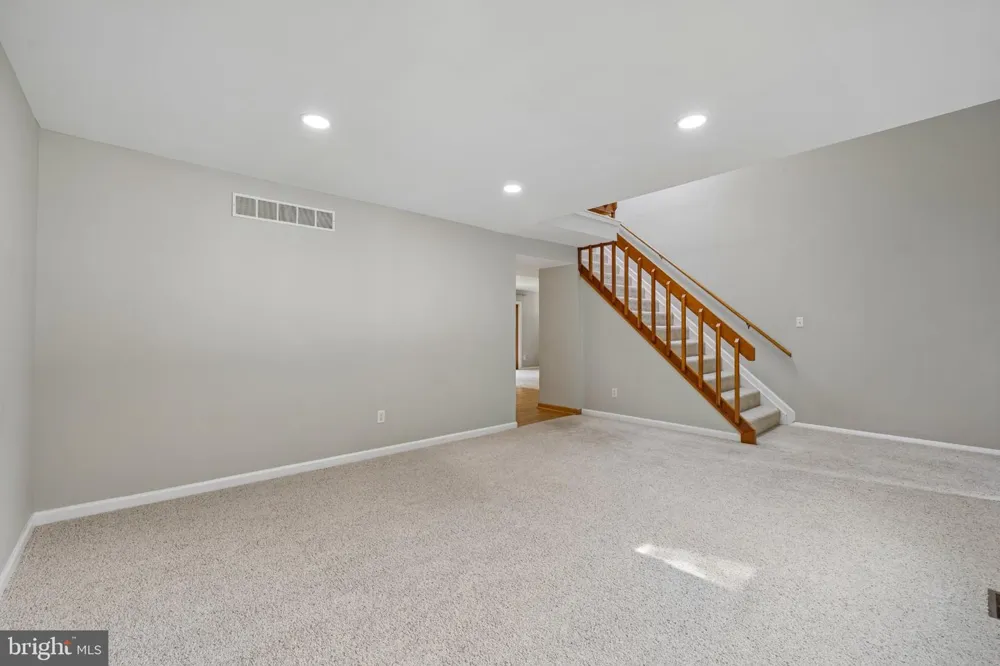 285 MICHENER COURT E Severna Park, MD 21146