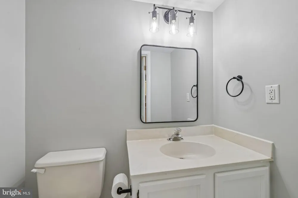 285 MICHENER COURT E Severna Park, MD 21146