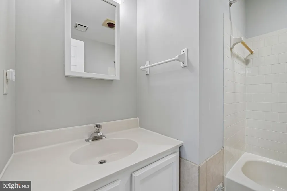 285 MICHENER COURT E Severna Park, MD 21146