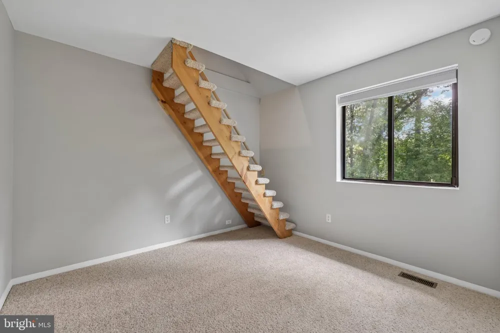 285 MICHENER COURT E Severna Park, MD 21146