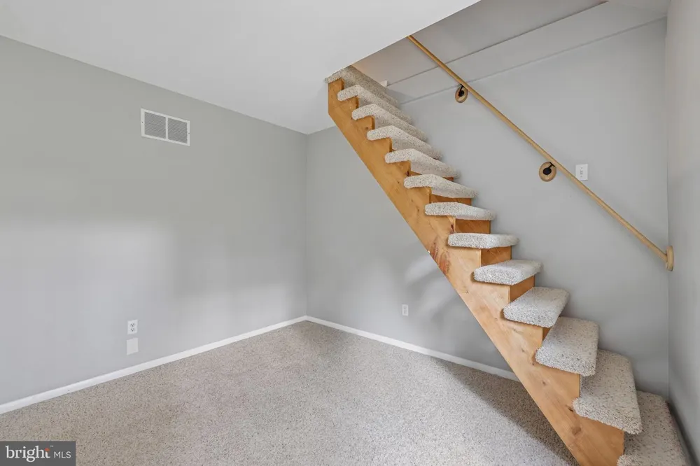 285 MICHENER COURT E Severna Park, MD 21146