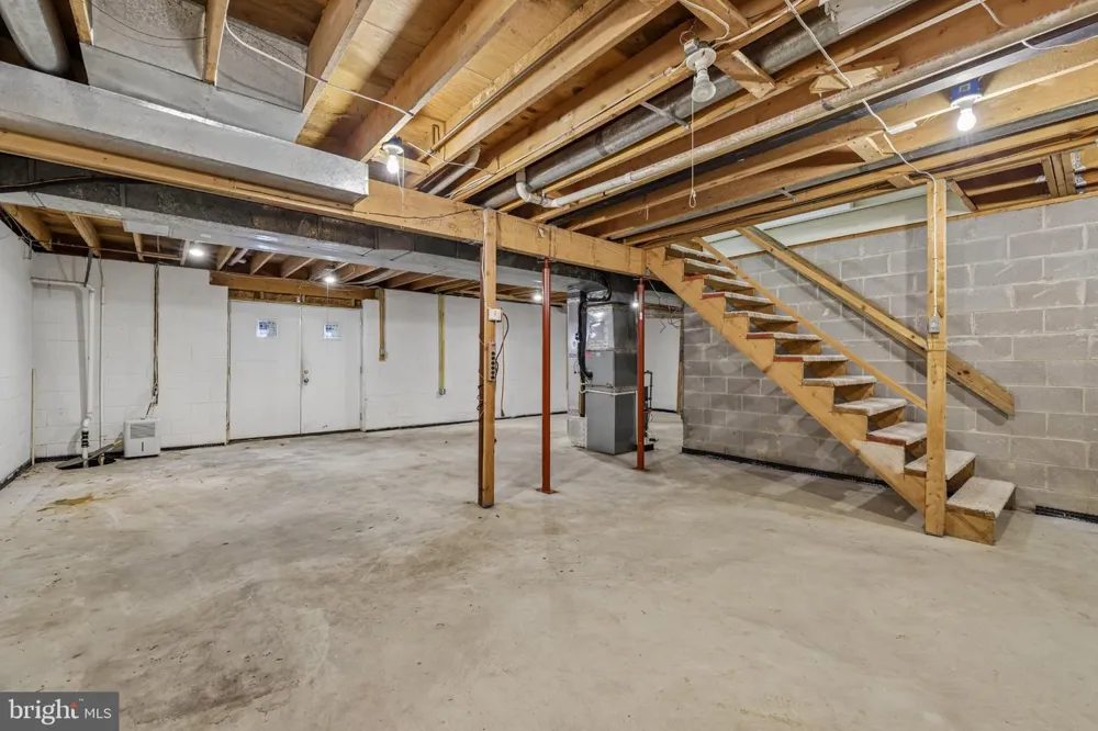 285 MICHENER COURT E Severna Park, MD 21146