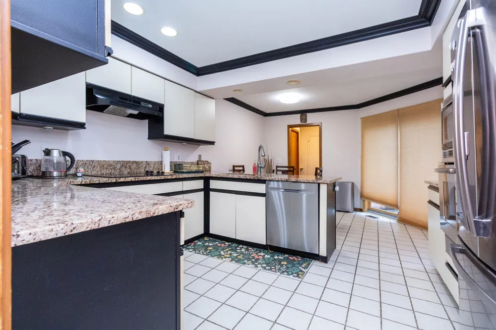 37834 Siena Drive Farmington Hills, MI 48331