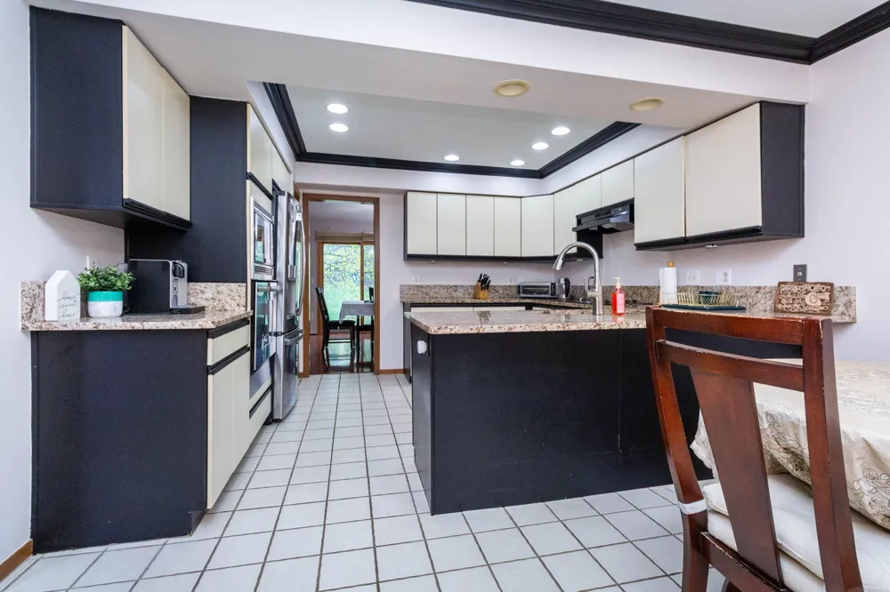 37834 Siena Drive Farmington Hills, MI 48331