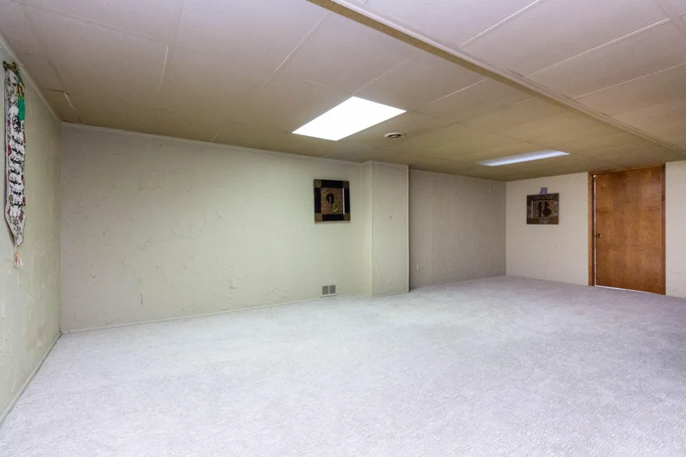 37834 Siena Drive Farmington Hills, MI 48331