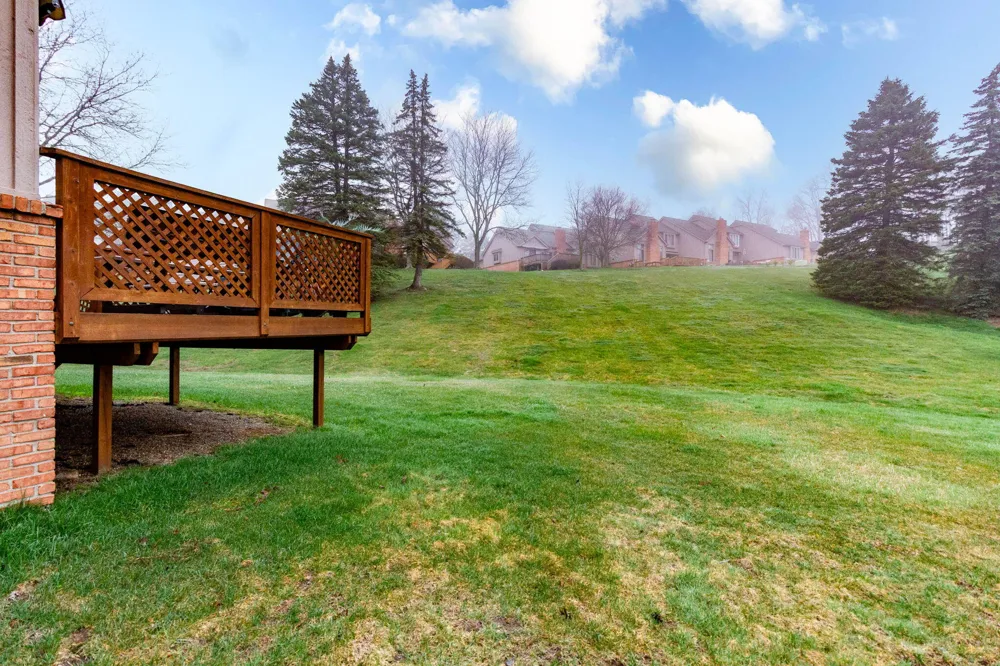 37834 Siena Drive Farmington Hills, MI 48331