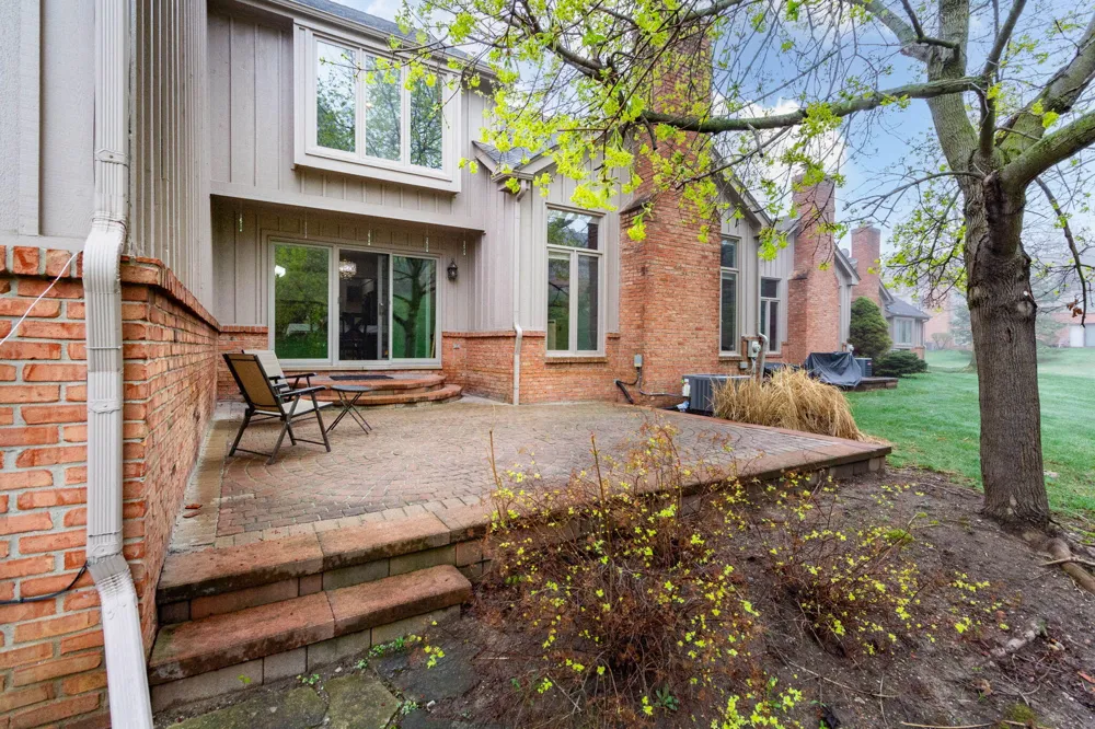 37834 Siena Drive Farmington Hills, MI 48331
