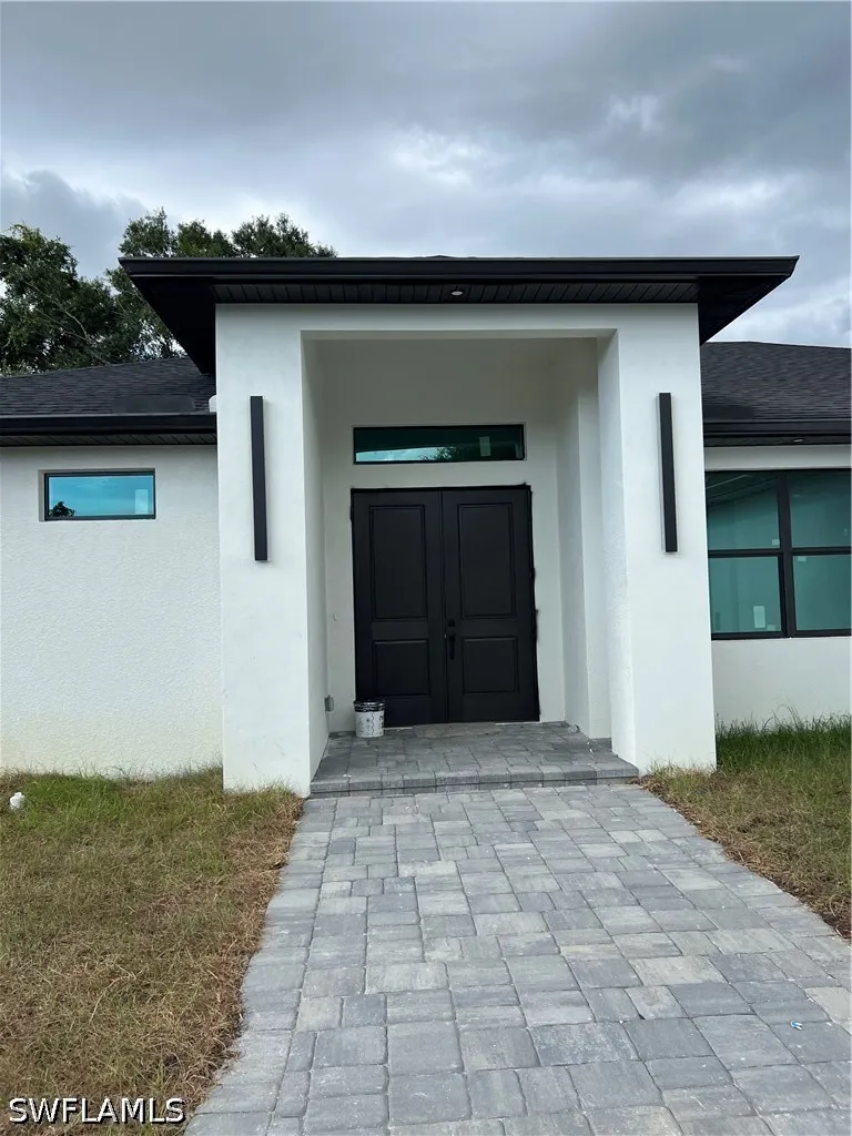 Notthingham Drive Fort Myers, FL 33905