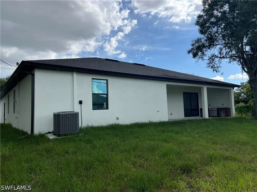 Notthingham Drive Fort Myers, FL 33905