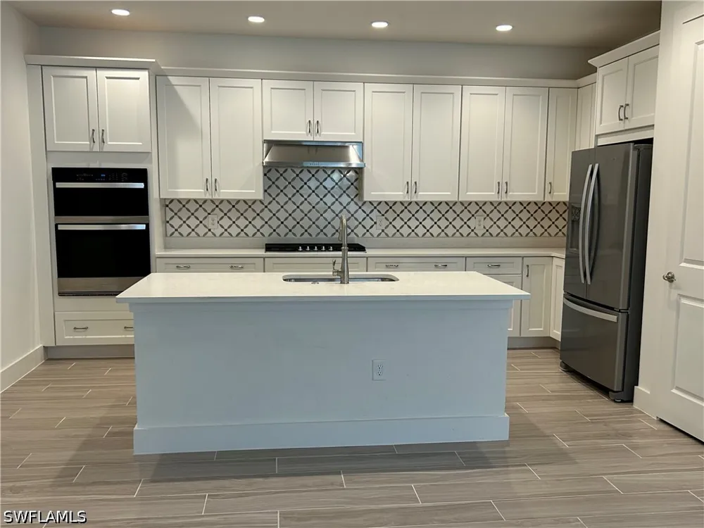 Wisteria Way Naples, FL 34114