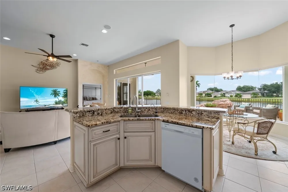 Glenfinnan Circle Fort Myers, FL 33912