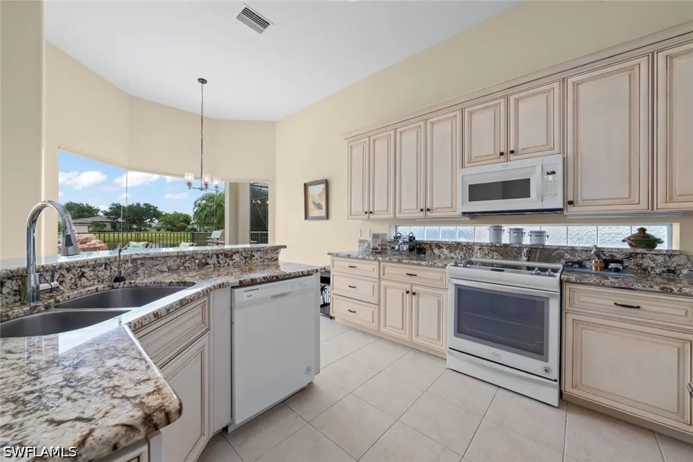 Glenfinnan Circle Fort Myers, FL 33912