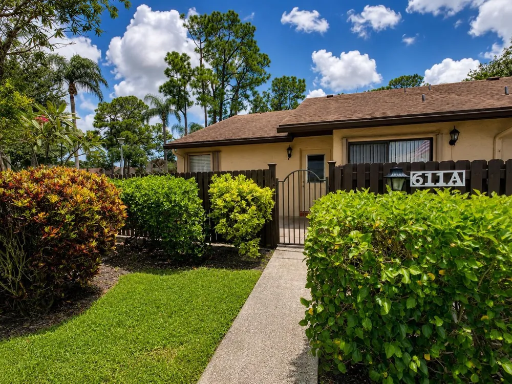 611 Sea Pine Way #A 