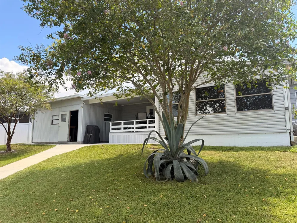 2237 SE 32ND STREET Okeechobee, FL 34974