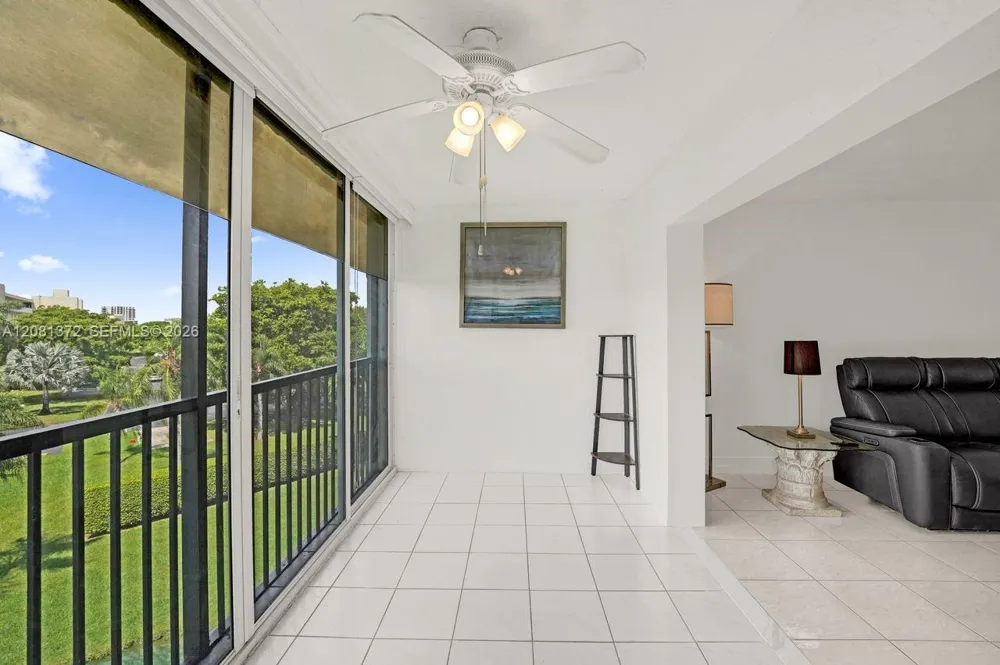 170 SE 5th Ave #405 Dania Beach, FL 33004