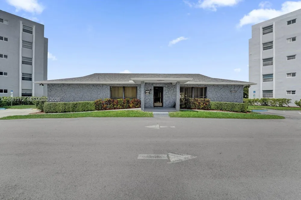 170 SE 5th Ave #405 Dania Beach, FL 33004