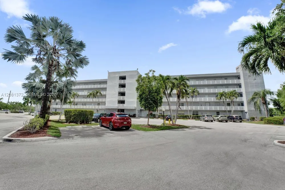 170 SE 5th Ave #405 Dania Beach, FL 33004