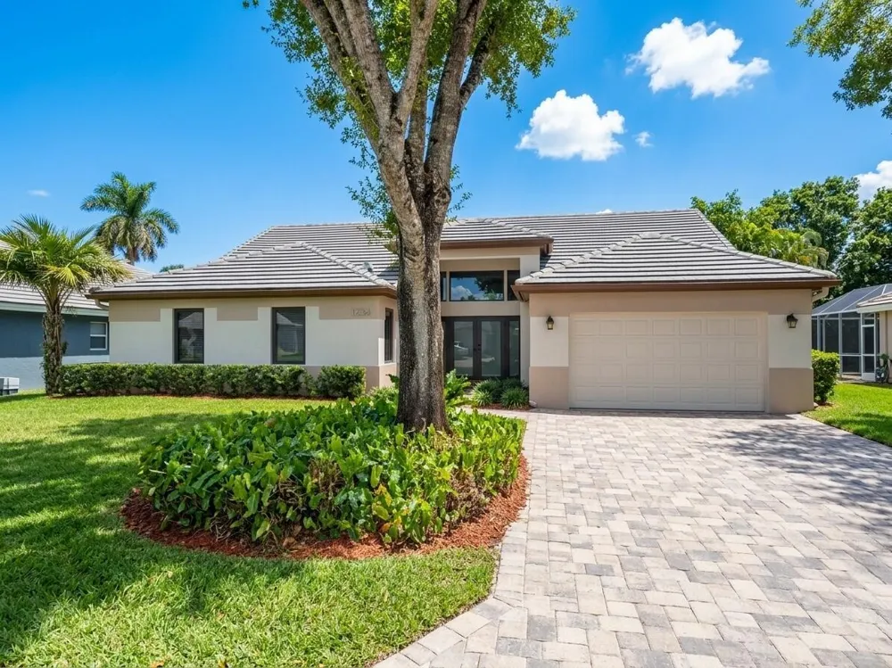 3257 BEECHBERRY CIRCLE Davie, FL 33328