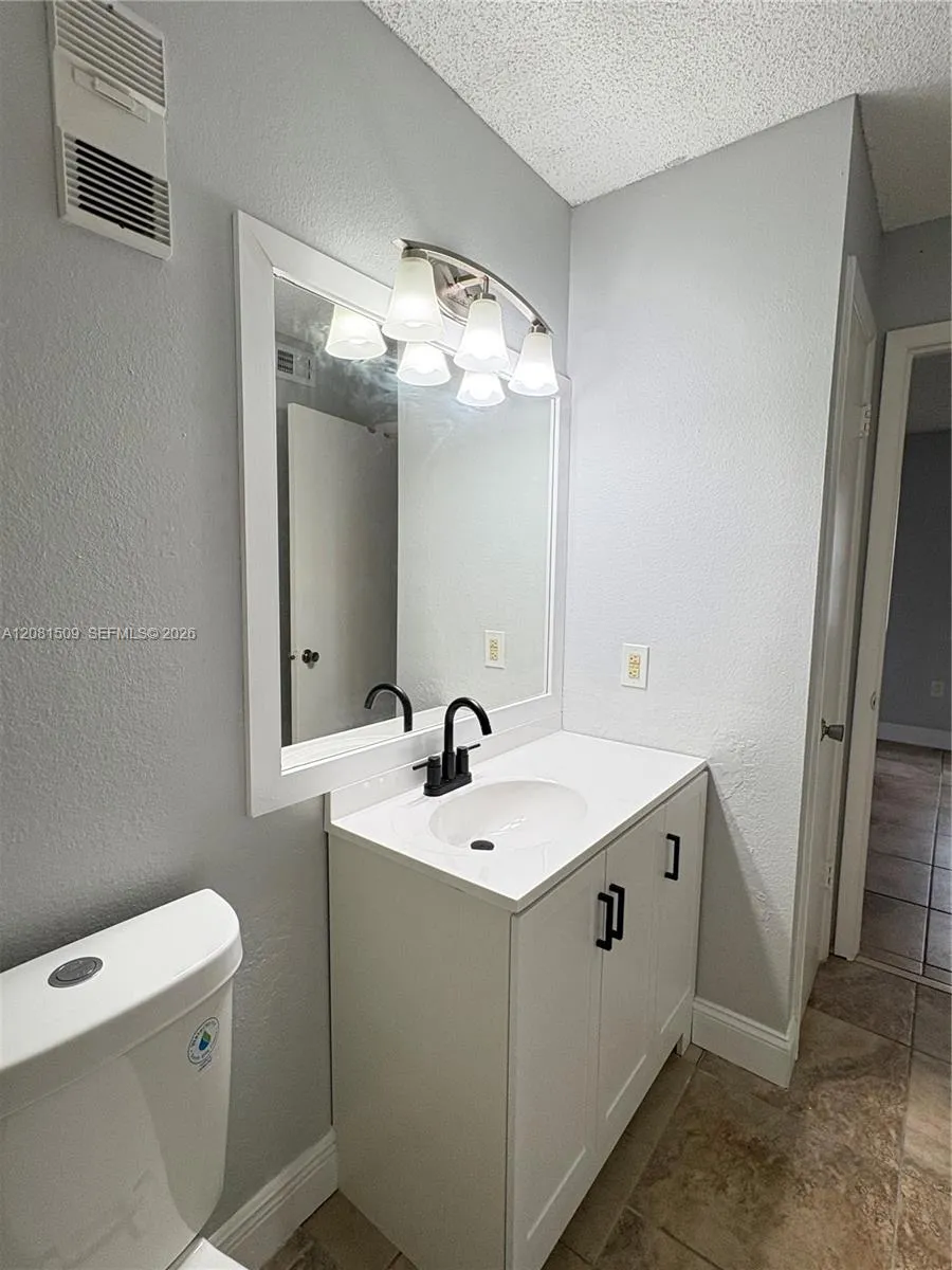 10501 SW 155th Ct #1124 Miami, FL 33196