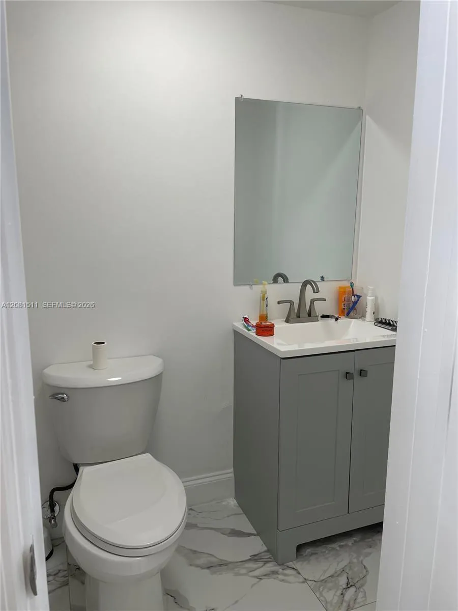 318 SW 4th Ave #1 Miami, FL 33130