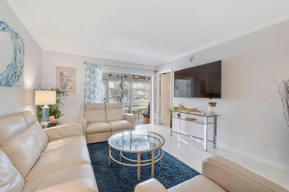 5540 OCEAN BOULEVARD #110 Ocean Ridge, FL 33435