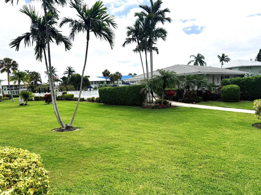 5540 OCEAN BOULEVARD #110 Ocean Ridge, FL 33435