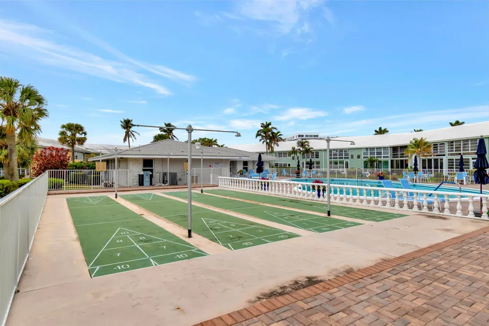 5540 OCEAN BOULEVARD #110 Ocean Ridge, FL 33435