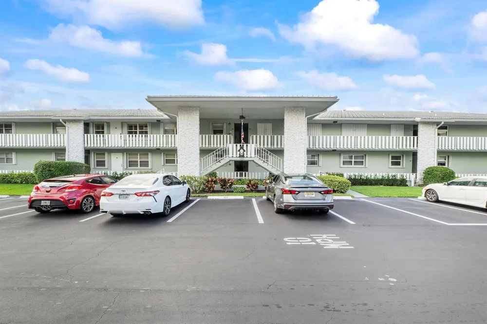 5540 OCEAN BOULEVARD #110 Ocean Ridge, FL 33435