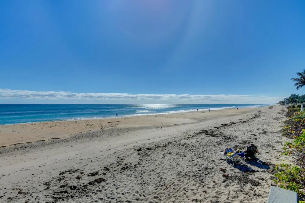 5540 OCEAN BOULEVARD #110 Ocean Ridge, FL 33435