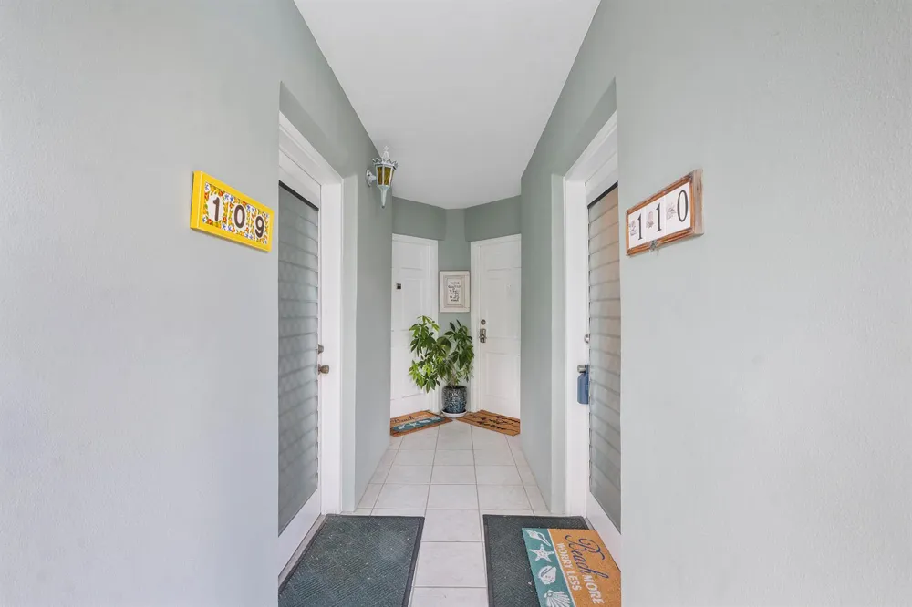 5540 OCEAN BOULEVARD #110 Ocean Ridge, FL 33435