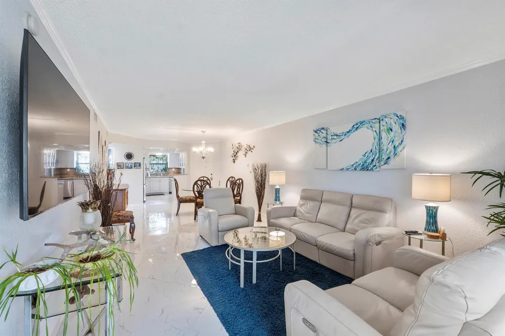 5540 OCEAN BOULEVARD #110 Ocean Ridge, FL 33435