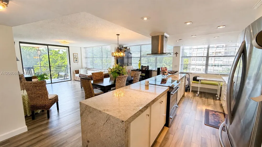 1200 Saint Charles Pl #411 Pembroke Pines, FL 33026