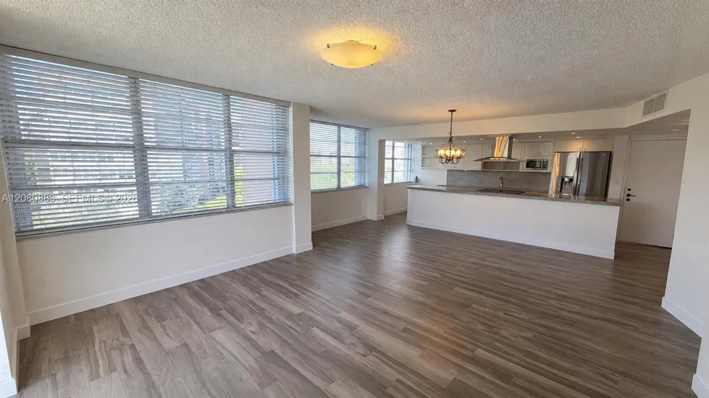 1200 Saint Charles Pl #411 Pembroke Pines, FL 33026