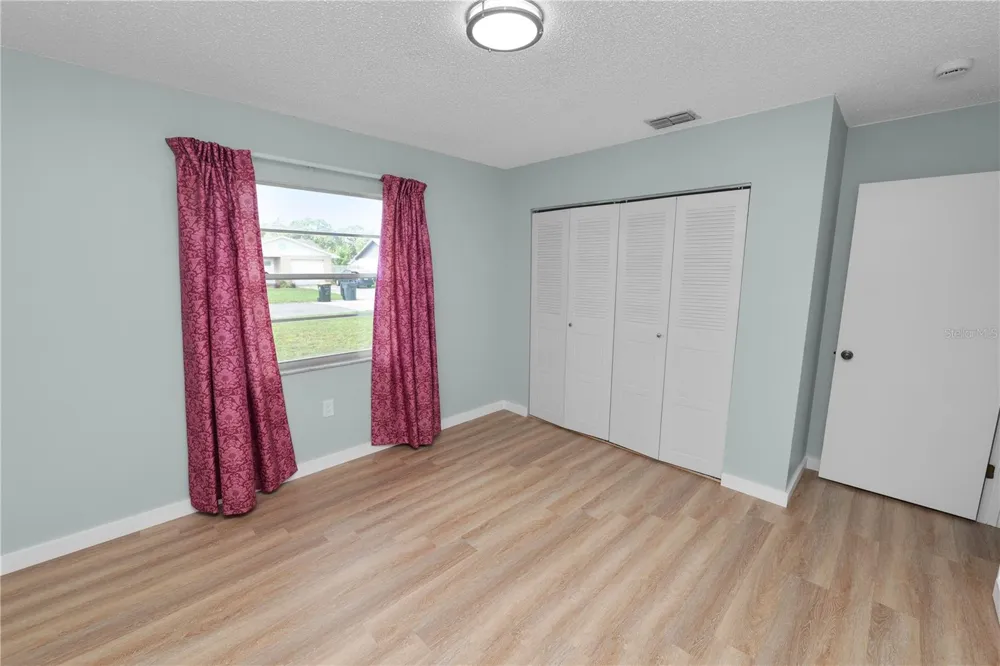 2912 WOODCREST LANE Lakeland, FL 33805