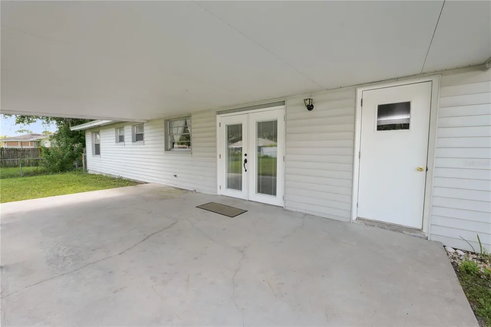 2912 WOODCREST LANE Lakeland, FL 33805