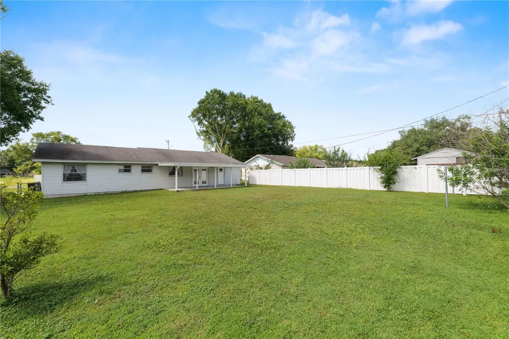 2912 WOODCREST LANE Lakeland, FL 33805