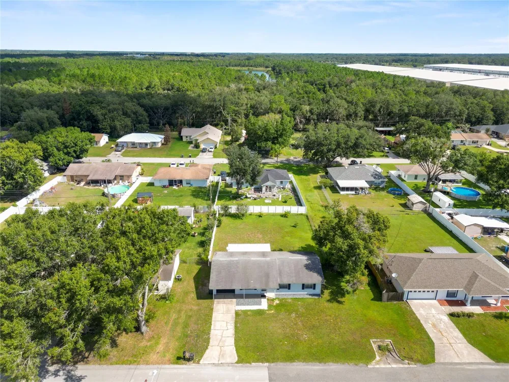 2912 WOODCREST LANE Lakeland, FL 33805