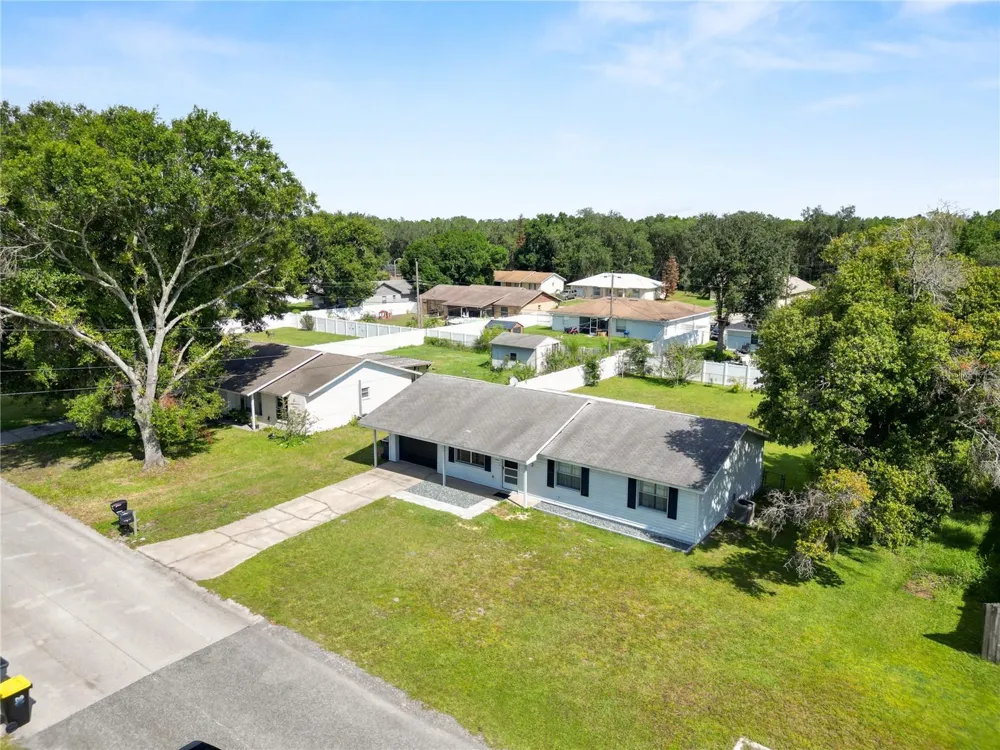 2912 WOODCREST LANE Lakeland, FL 33805
