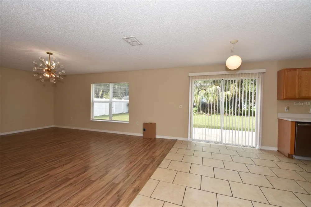 27 RIVERDALE LANE Palm Coast, FL 32164