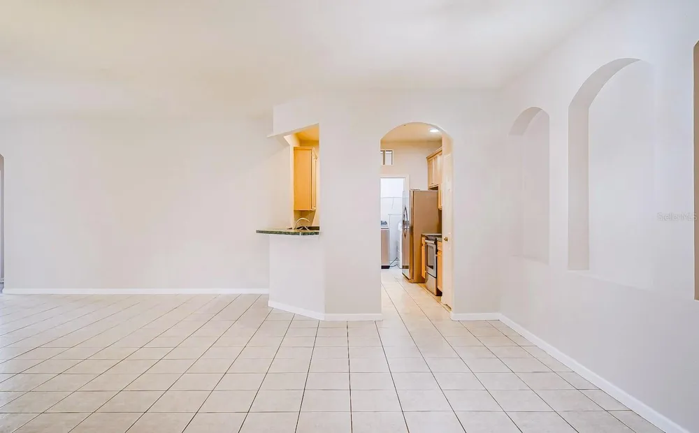 3351 WHITESTONE CIRCLE #101 Kissimmee, FL 34741